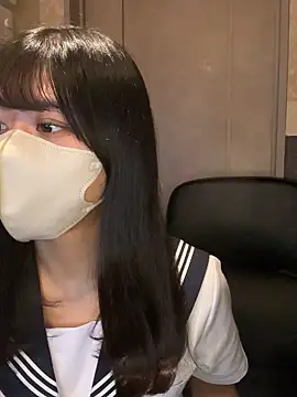Snapshot of 0p-saki-p0 chatting on 4, 10, 2025 0p-saki-p0 online show from 4, 10, 2025