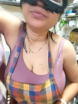 Snapshot of Queen_Nightt chatting on 17, 1, 2026 Queen Nightt online show from 17, 1, 2026