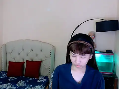 ShantalFoxxy  online show from 19, 3, 2026