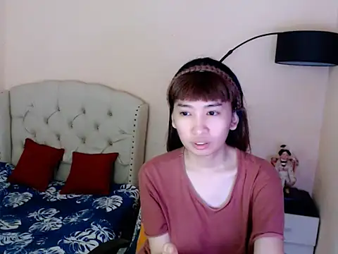 Snapshot of ShantalFoxxy_ chatting on 14, 6, 2026 ShantalFoxxy online show from 14, 6, 2026