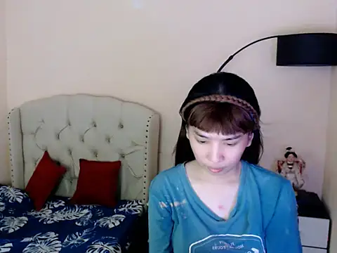 Snapshot of ShantalFoxxy_ chatting on 14, 7, 2026 ShantalFoxxy online show from 14, 7, 2026