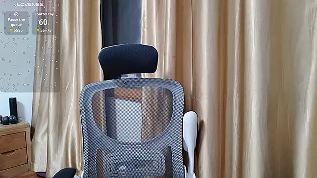 Snapshot of Haili-1 chatting on 12, 9, 2025 Haili-1 online show from 12, 9, 2025