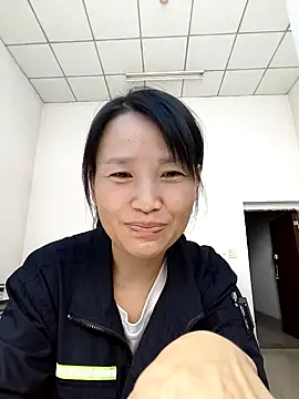 Snapshot of Haili-1 chatting on 16, 10, 2025 Haili-1 online show from 16, 10, 2025