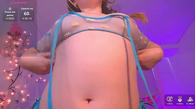 Snapshot of Lil_bela chatting on 22, 11, 2025 Lil bela online show from 22, 11, 2025