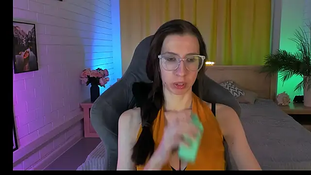 Snapshot of CareyJonas chatting on 2, 10, 2025 CareyJonas online show from 2, 10, 2025