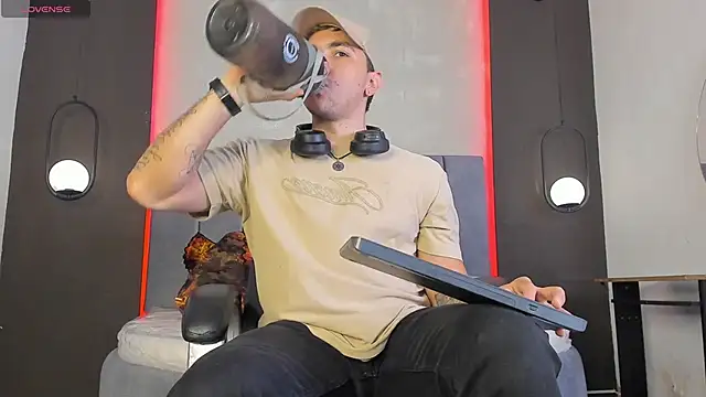 Liam walk  online show from 10, 2, 2026