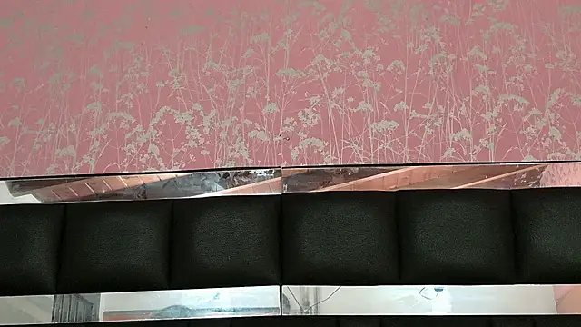 Snapshot of anzhel_novick chatting on 15, 11, 2025 anzhel novick online show from 15, 11, 2025