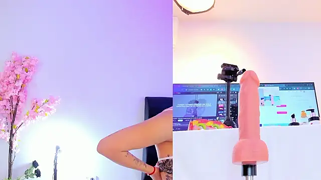 Snapshot of maily_zanss chatting on 17, 1, 2026 maily zanss online show from 17, 1, 2026