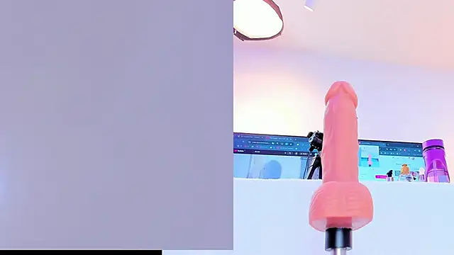 Snapshot of maily_zanss chatting on 25, 2, 2026 maily zanss online show from 25, 2, 2026