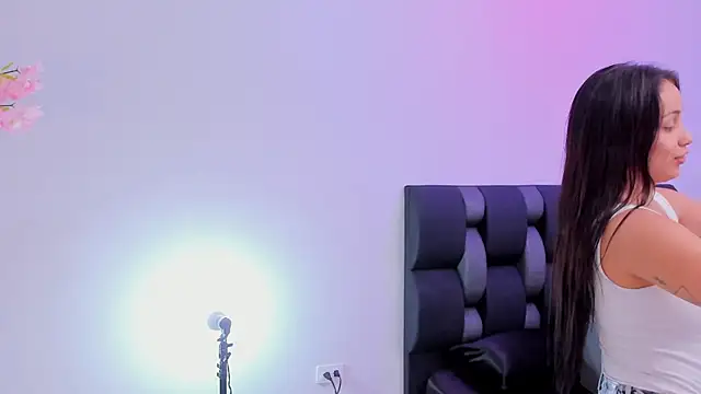 maily zanss online show from 11, 4, 2026