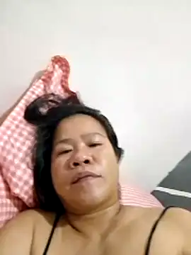 Snapshot of AsianbouncieGIRL chatting on 4, 5, 2026 AsianbouncieGIRL online show from 4, 5, 2026