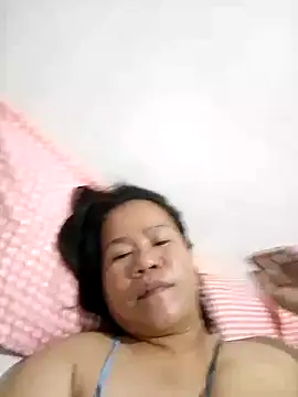 Snapshot of AsianbouncieGIRL chatting on 4, 5, 2026 AsianbouncieGIRL online show from 4, 5, 2026