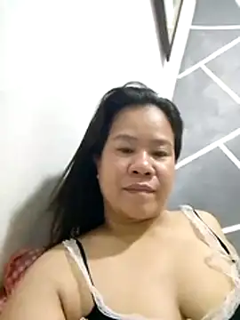 Snapshot of AsianbouncieGIRL chatting on 3, 8, 2026 AsianbouncieGIRL online show from 3, 8, 2026