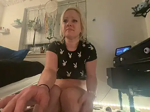 Snapshot of prettylilandrea chatting on 26, 3, 2026 prettylilandrea online show from 26, 3, 2026