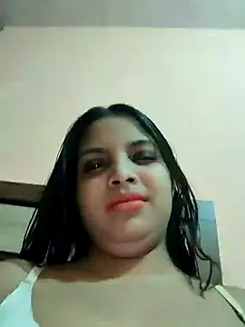 Snapshot of Maahhii_2 chatting on 30, 4, 2026 Maahhii 2 online show from 30, 4, 2026
