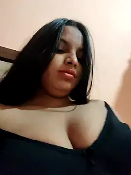 Snapshot of Maahhii_2 chatting on 19, 7, 2026 Maahhii 2 online show from 19, 7, 2026