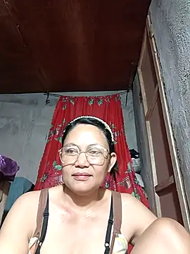 Everleigh mom online show from 18, 9, 2025