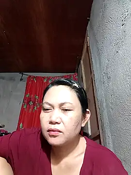 Everleigh mom online show from 6, 10, 2025