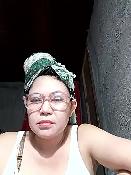 Everleigh mom online show from 12, 1, 2026