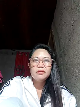 Everleigh mom online show from 14, 1, 2026