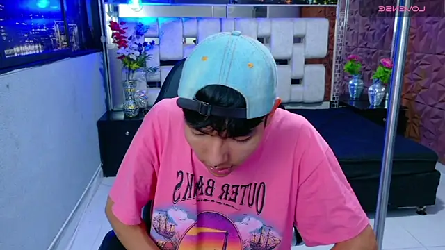 alandelrey57 online show from 3, 12, 2025