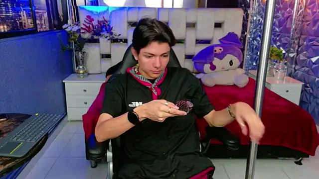 alandelrey57 online show from 14, 3, 2026