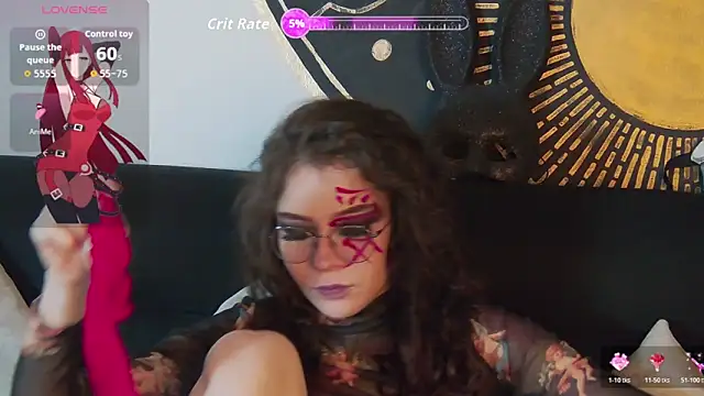 Snapshot of RavennMoonn chatting on 25, 10, 2025 RavennMoonn online show from 25, 10, 2025