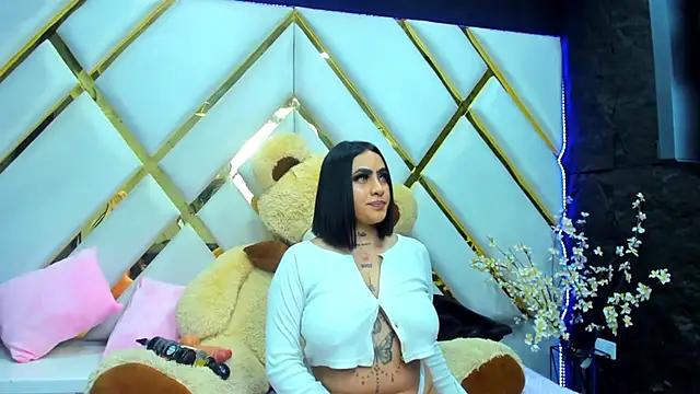 Snapshot of nikky_latin chatting on 30, 9, 2025 nikky latin online show from 30, 9, 2025