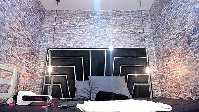 ALYANNA HOT  online show from 15, 12, 2025