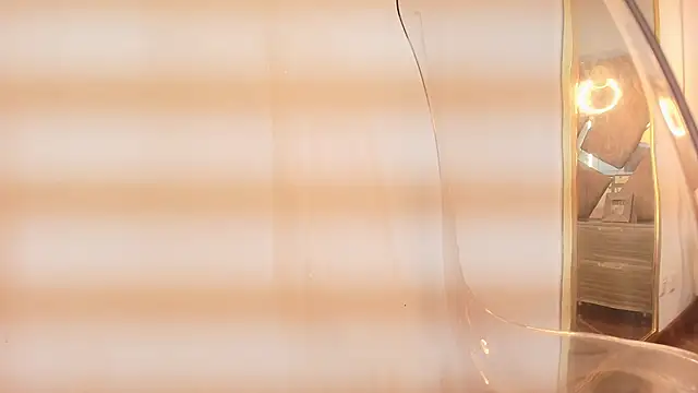 Snapshot of zarah_andrew__ chatting on 25, 9, 2025 zarah andrew online show from 25, 9, 2025