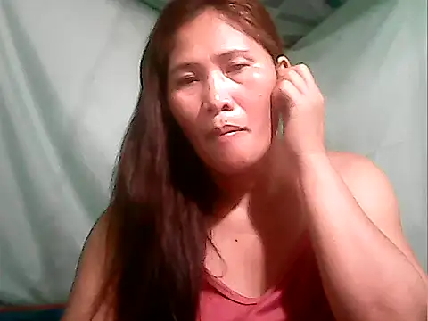Snapshot of Juicy_69xx chatting on 10, 9, 2025 Juicy 69xx online show from 10, 9, 2025