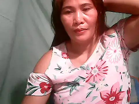 Snapshot of Juicy_69xx chatting on 17, 9, 2025 Juicy 69xx online show from 17, 9, 2025