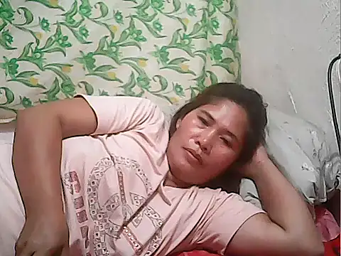 Snapshot of Juicy_69xx chatting on 14, 1, 2026 Juicy 69xx online show from 14, 1, 2026