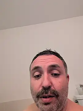 Snapshot of cloudymatt chatting on 7, 3, 2026 cloudymatt online show from 7, 3, 2026