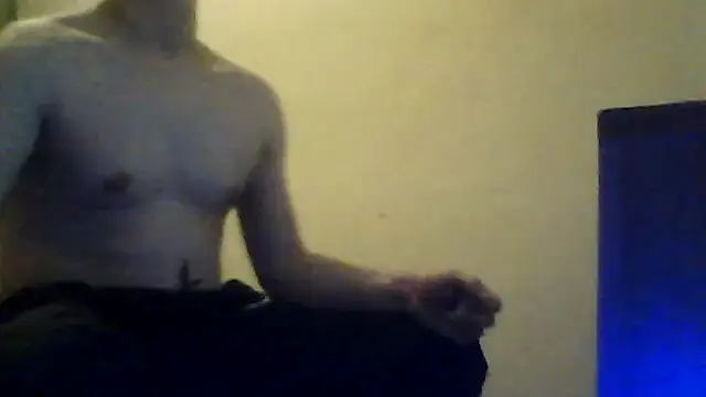 Snapshot of Thoma9034 chatting on 15, 12, 2025 Thoma9034 online show from 15, 12, 2025