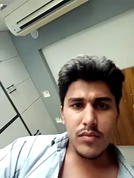 Snapshot of HarryChoudhary21 chatting on 4, 6, 2026 HarryChoudhary21 online show from 4, 6, 2026