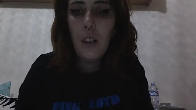 Snapshot of laxinna123 chatting on 8, 10, 2025 laxinna123 online show from 8, 10, 2025