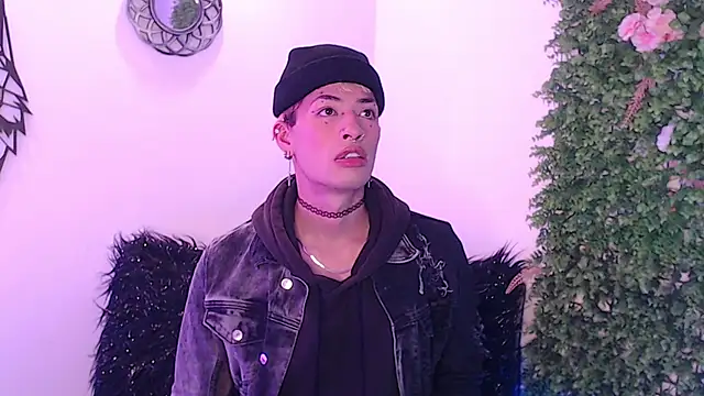 Snapshot of OzorioDany chatting on 9, 9, 2025 OzorioDany online show from 9, 9, 2025