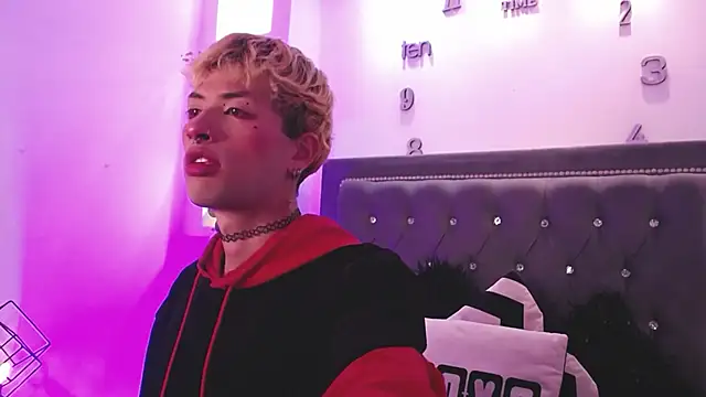 Snapshot of OzorioDany chatting on 17, 9, 2025 OzorioDany online show from 17, 9, 2025