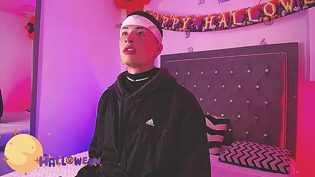 Snapshot of OzorioDany chatting on 27, 10, 2025 OzorioDany online show from 27, 10, 2025