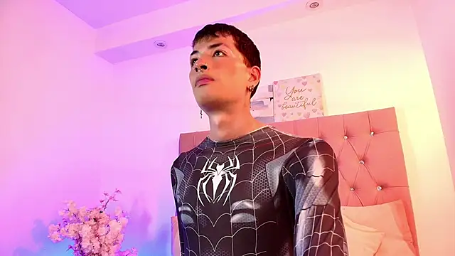 Snapshot of OzorioDany chatting on 14, 11, 2025 OzorioDany online show from 14, 11, 2025