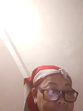 VangLe73 online show from 8, 10, 2025