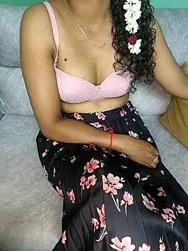 Snapshot of Tamilpallavi chatting on 21, 10, 2025 Tamilpallavi online show from 21, 10, 2025