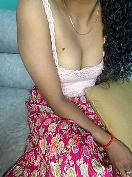 Snapshot of Tamilpallavi chatting on 23, 10, 2025 Tamilpallavi online show from 23, 10, 2025