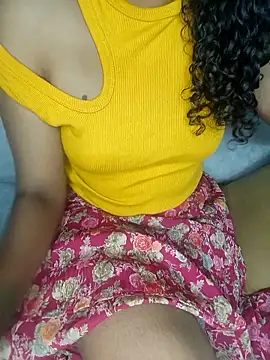 Snapshot of Tamilpallavi chatting on 2, 11, 2025 Tamilpallavi online show from 2, 11, 2025