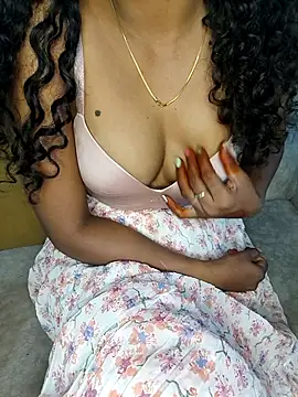 Snapshot of Tamilpallavi chatting on 15, 11, 2025 Tamilpallavi online show from 15, 11, 2025