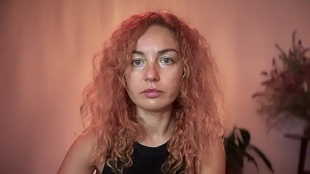 Reddgiirl online show from 30, 10, 2025