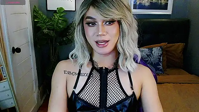 Skylar Ravenscroft online show from 17, 1, 2026