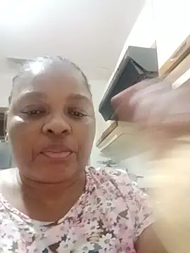 Snapshot of Love-Racheal75 chatting on 23, 6, 2026 Love-Racheal75 online show from 23, 6, 2026