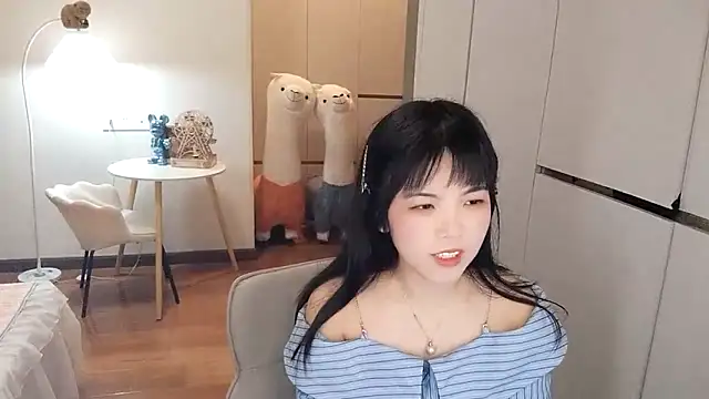 Snapshot of XiaoAnQi chatting on 8, 10, 2025 XiaoAnQi online show from 8, 10, 2025